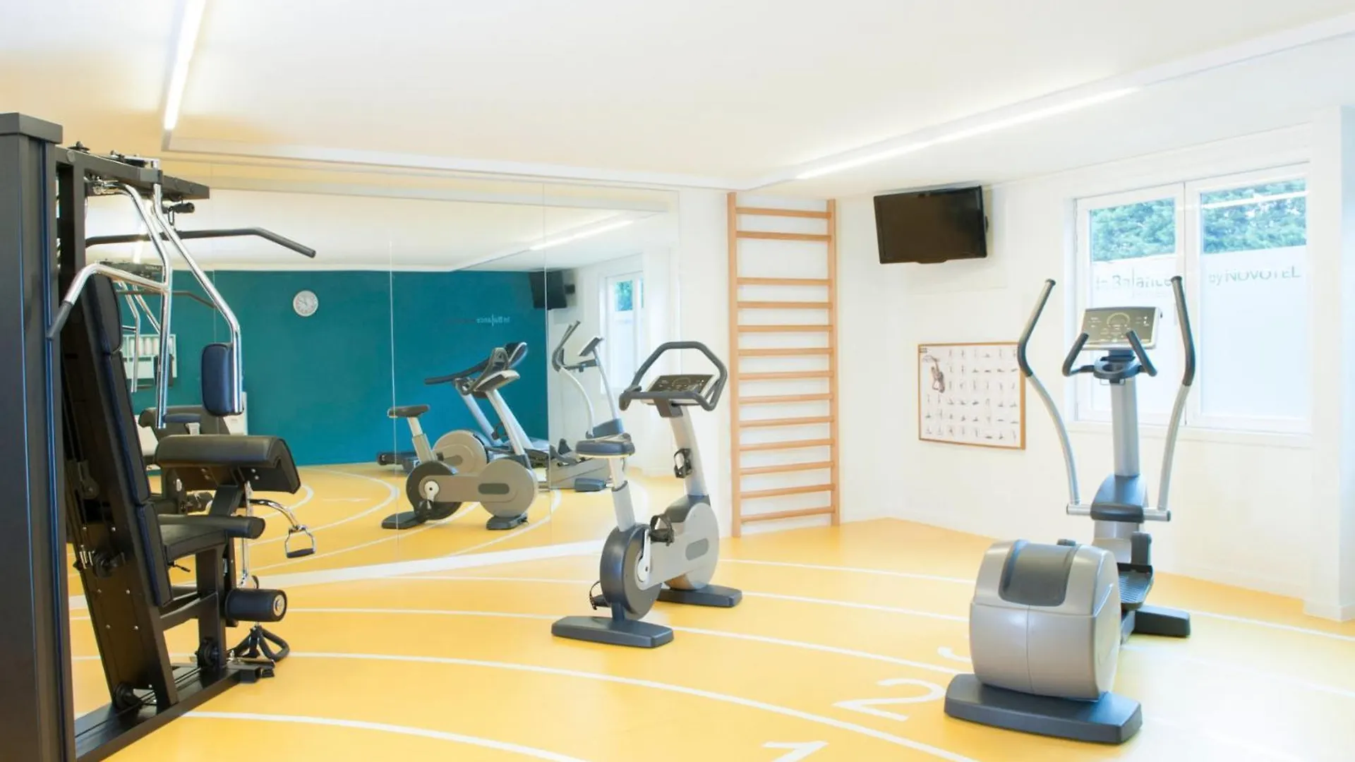 Novotel Antwerpen - Ekeren 4*, Amberes